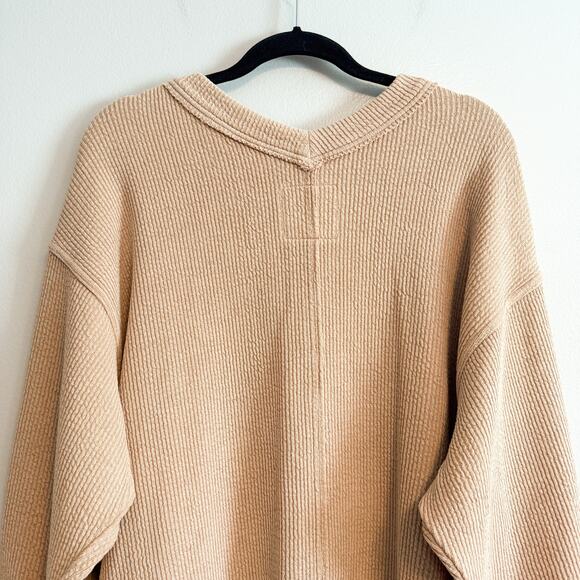 Aerie Waffle Knit Oversized Slouchy V-Neck Sweatshirt Tan Size M - Picture 8 of 14
